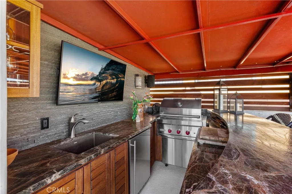 158 Santa Ana Avenue