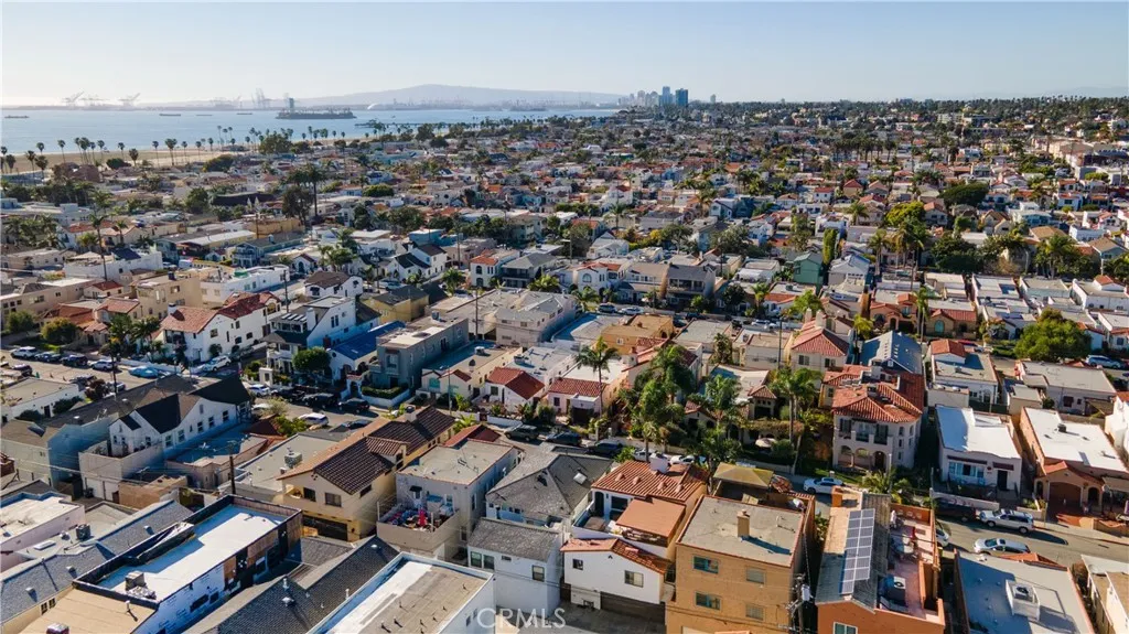 158 Santa Ana Avenue