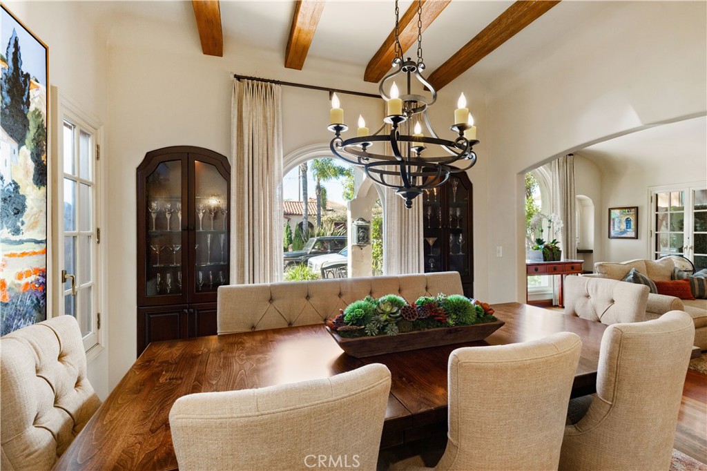 158 Santa Ana Avenue