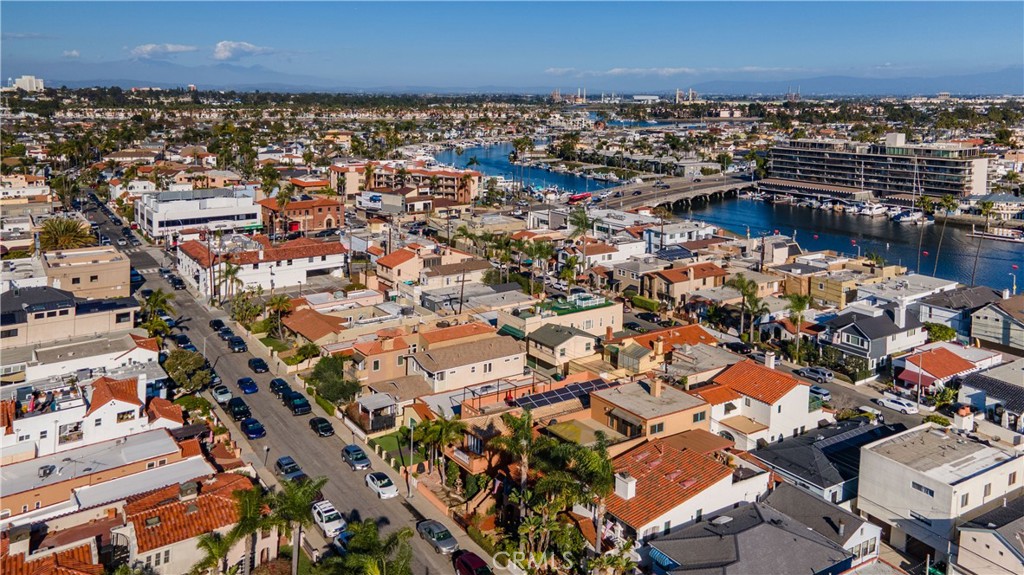 158 Santa Ana Avenue