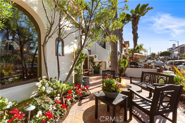 158 Santa Ana AVE