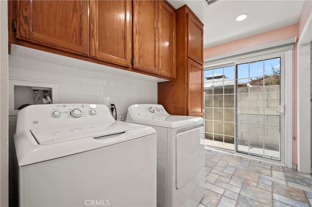 3080 W Glen Holly Drive