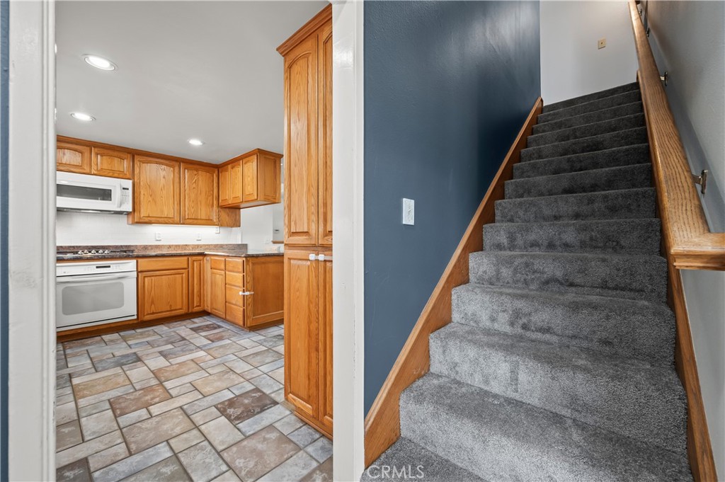 3080 W Glen Holly Drive