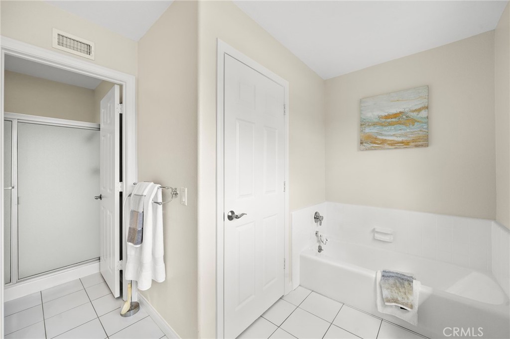 18817 Tomahawk Street