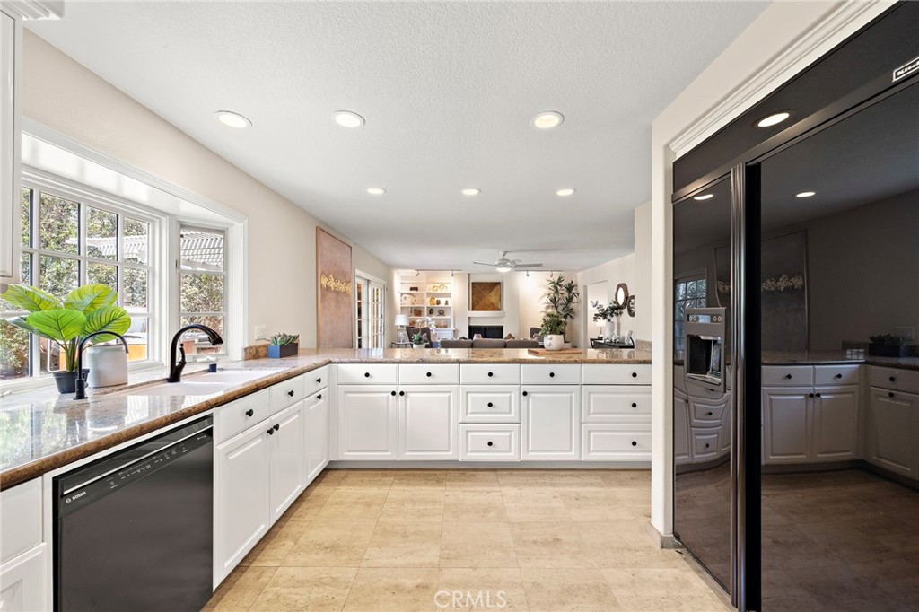 18817 Tomahawk Street