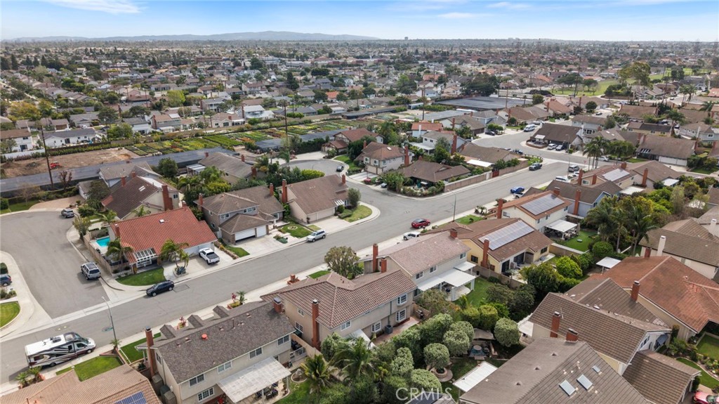 18817 Tomahawk Street