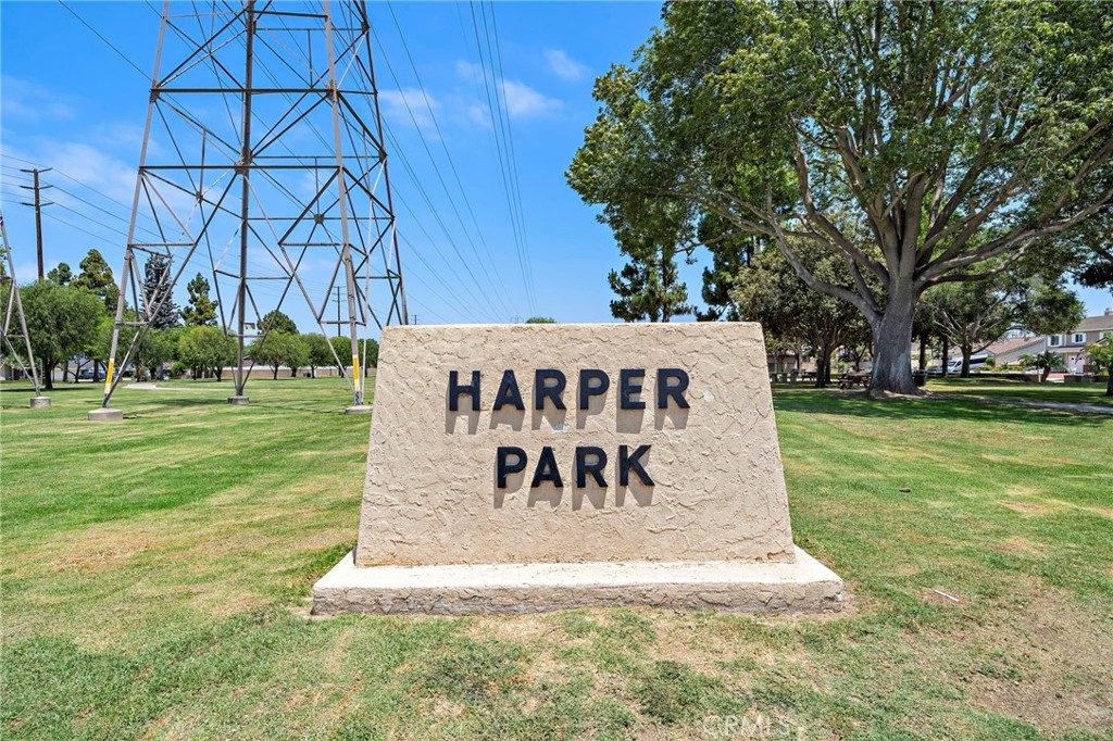 18817 Tomahawk Street