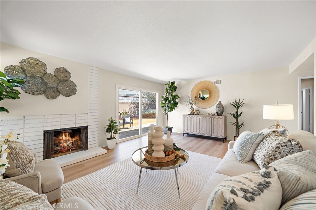 9181 El Cortez Avenue