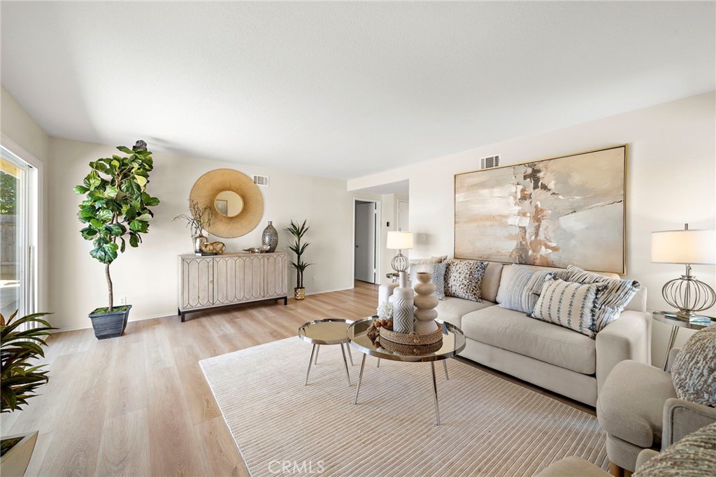 9181 El Cortez Avenue