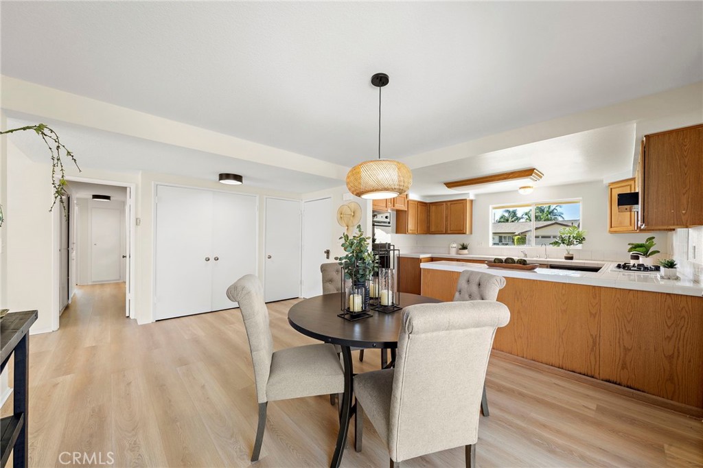 9181 El Cortez Avenue