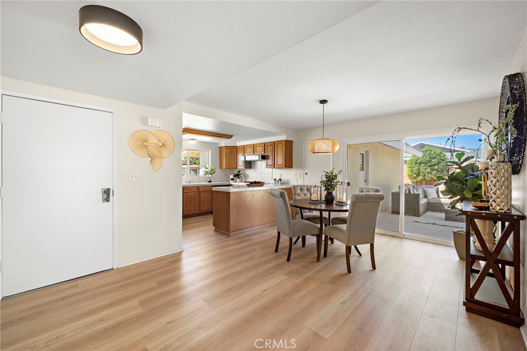 9181 El Cortez Avenue