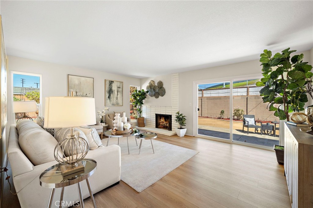 9181 El Cortez Avenue