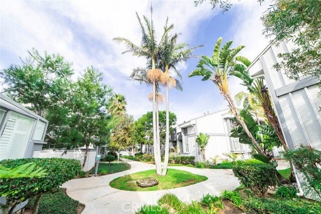 17092 Pacific Coast Hwy 204