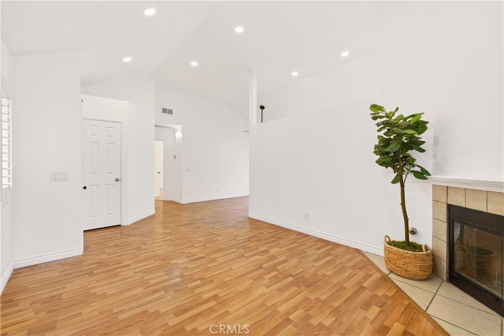 9680 Cabot Court