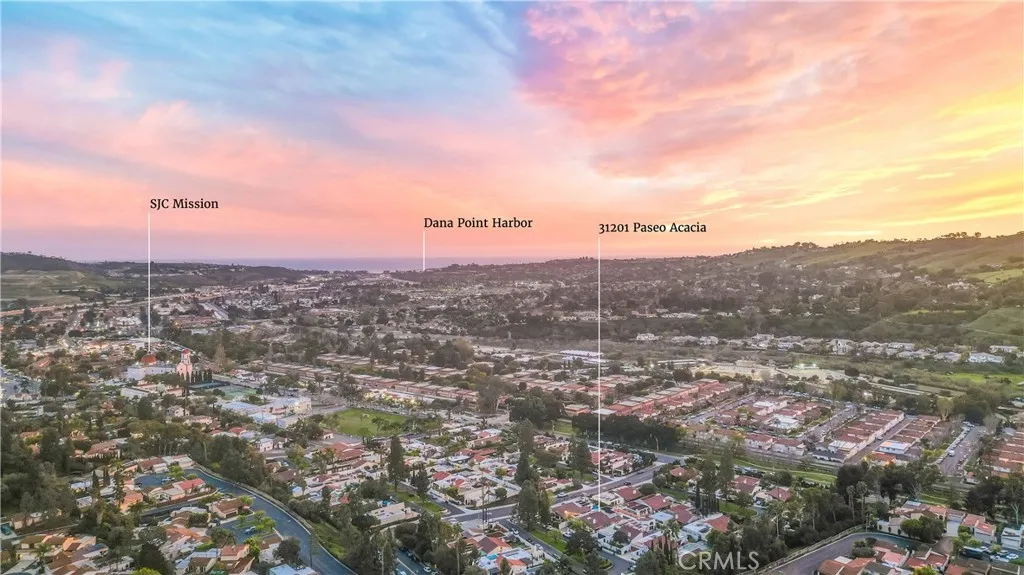 31201 Paseo Acacia