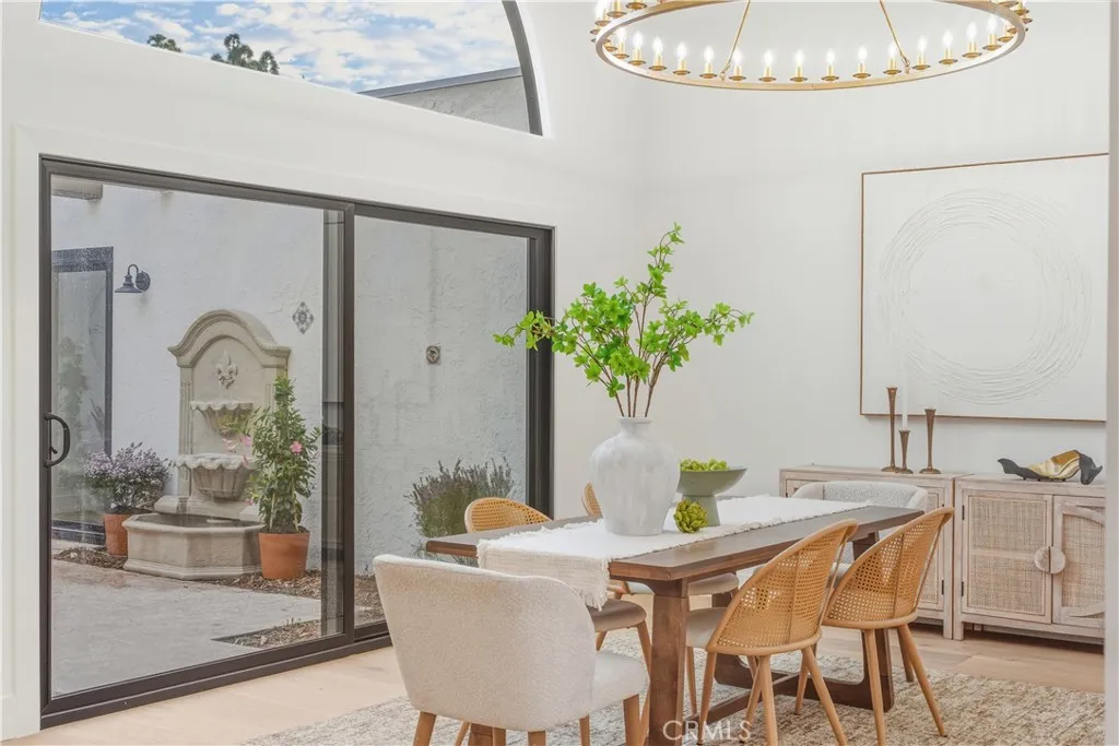 31201 Paseo Acacia