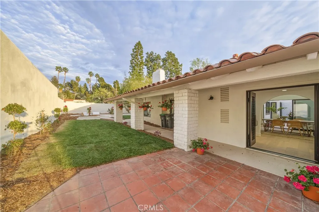 31201 Paseo Acacia