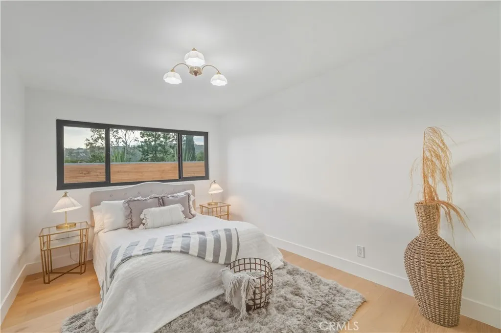 31201 Paseo Acacia