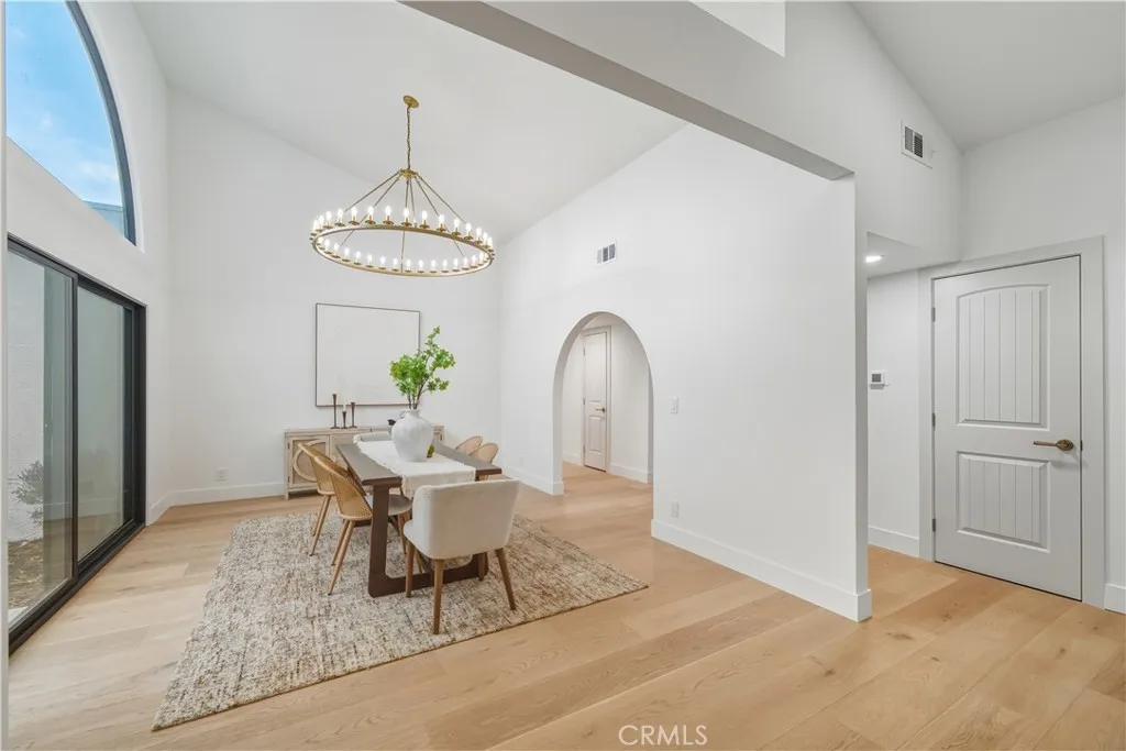 31201 Paseo Acacia