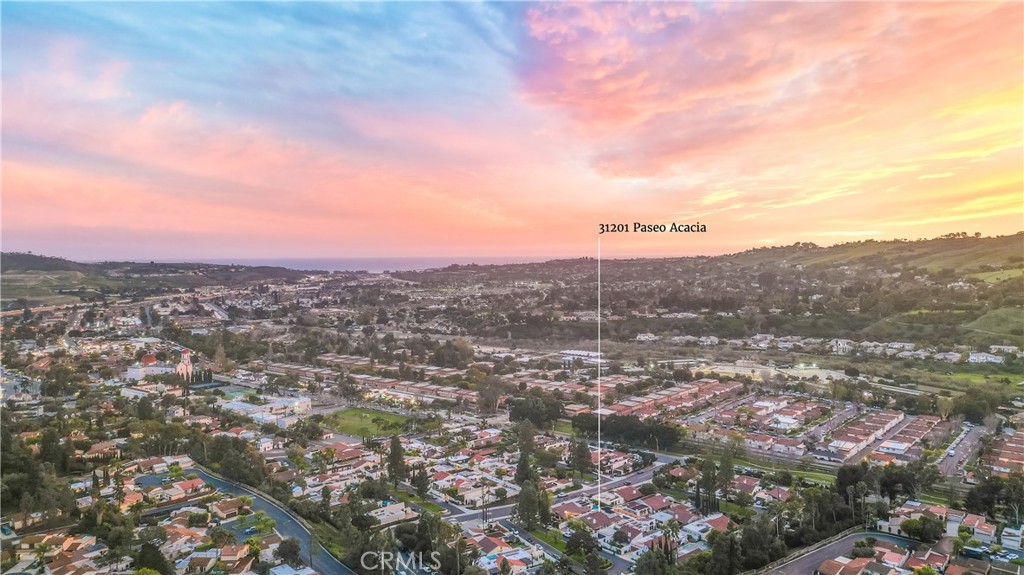 31201 Paseo Acacia