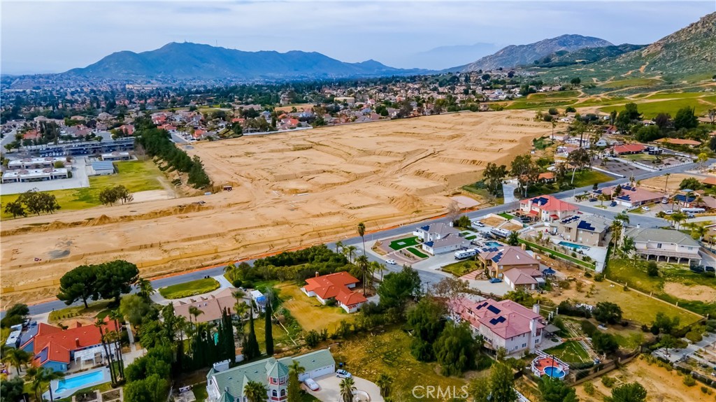 11760 Lasselle Street