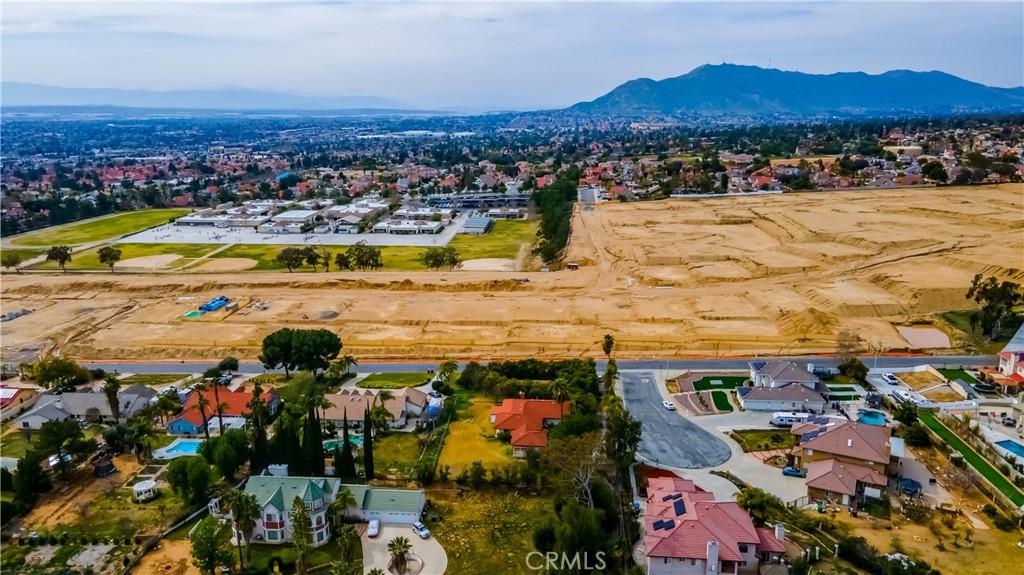 11760 Lasselle Street