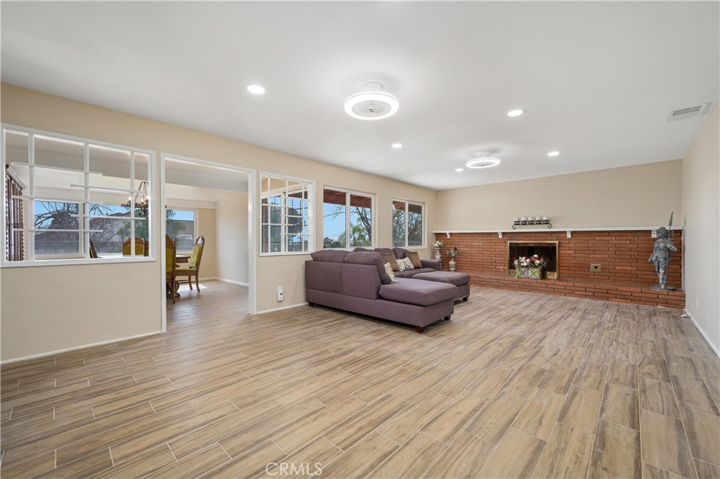 11760 Lasselle Street