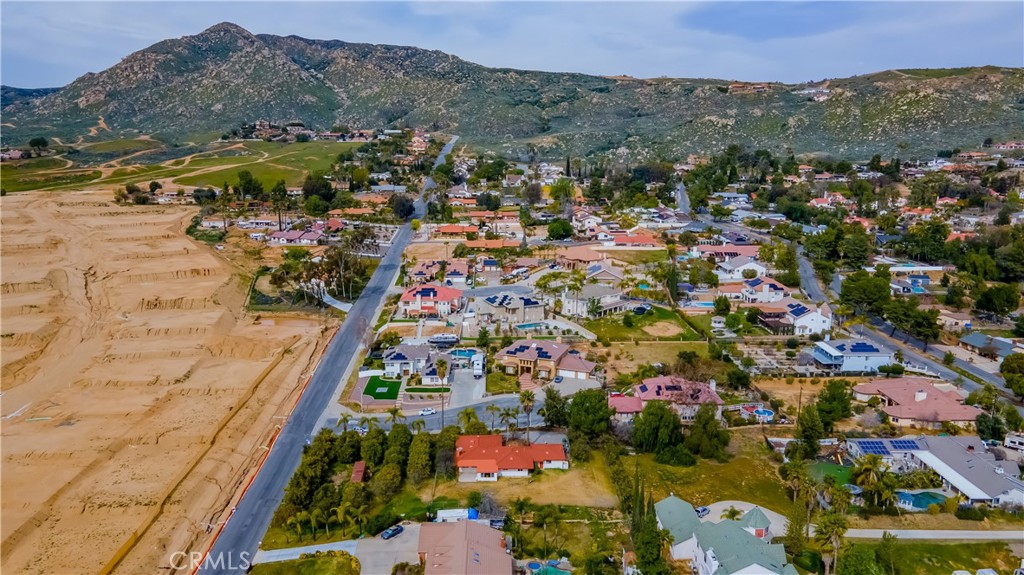 11760 Lasselle Street