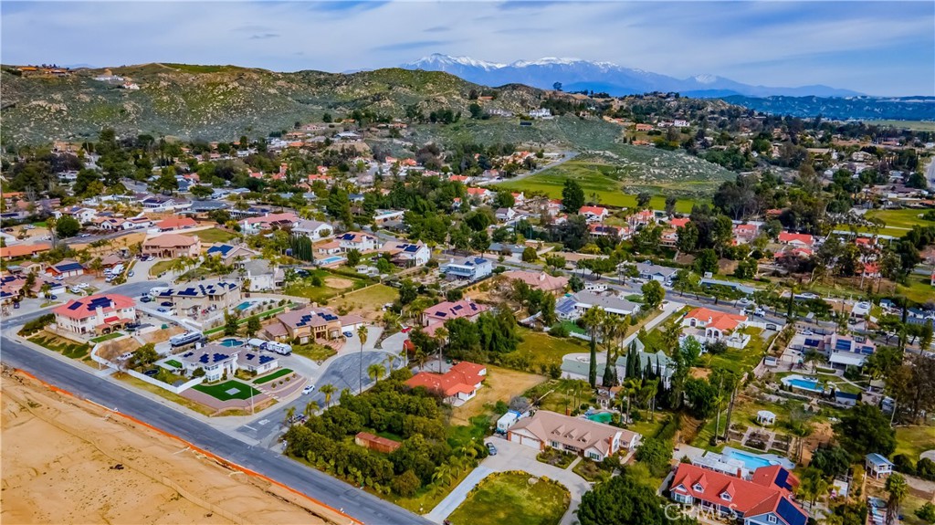 11760 Lasselle Street