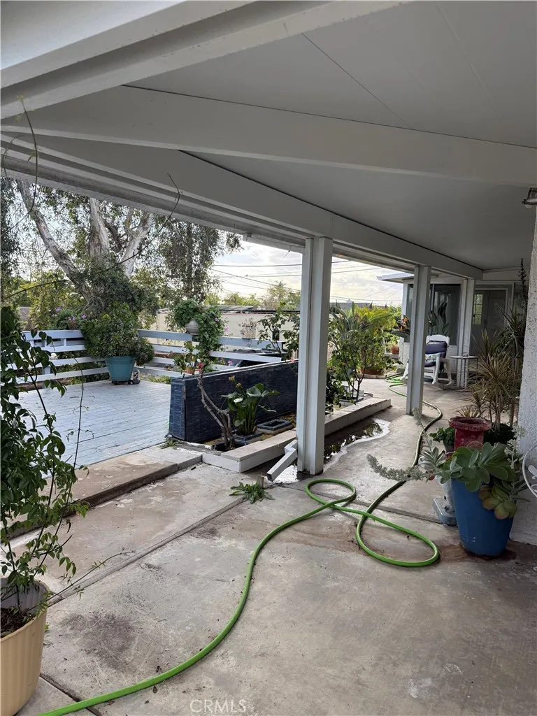 418 Del Monte West