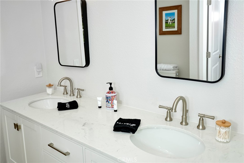 76643 Daffodil Drive