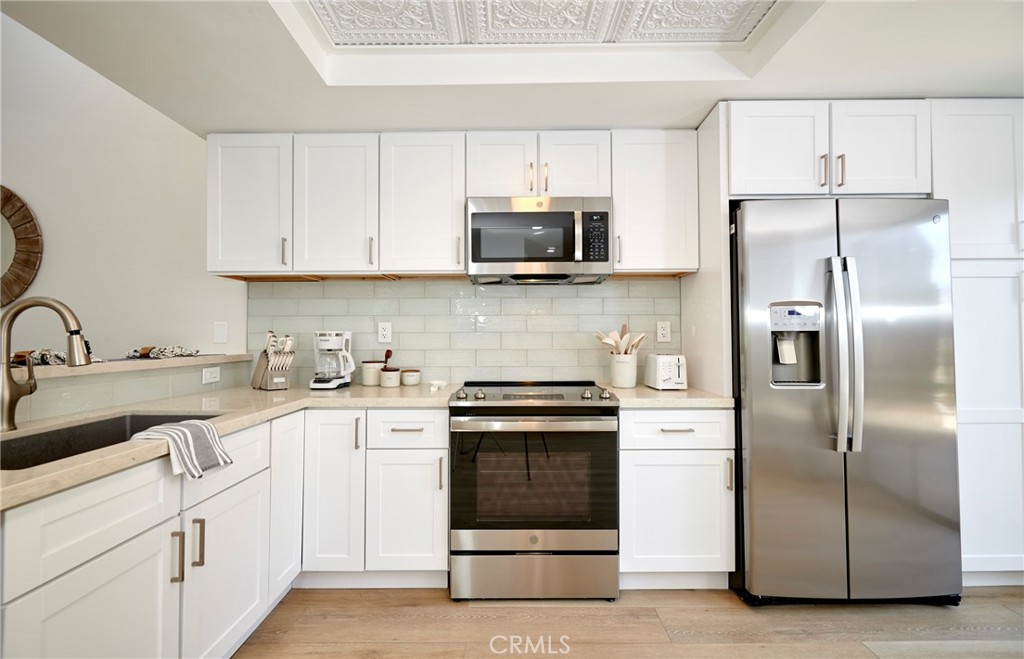 76643 Daffodil Drive