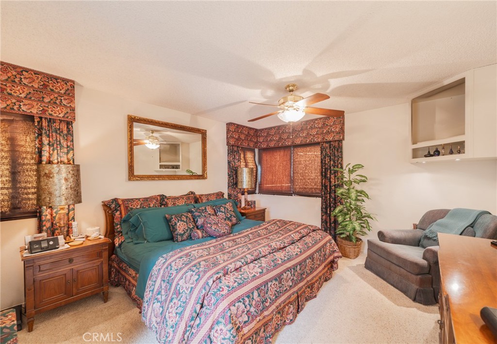 7911 Woodlake Drive 77