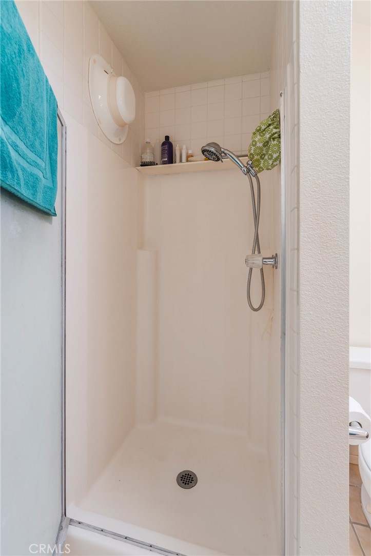 7911 Woodlake Drive 77