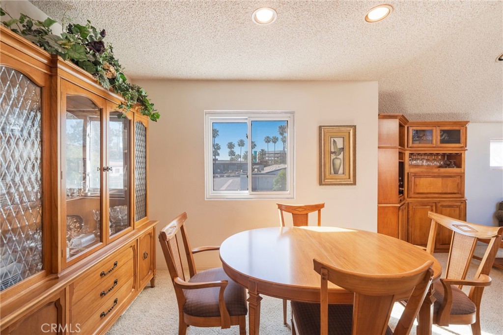 7911 Woodlake Drive 77