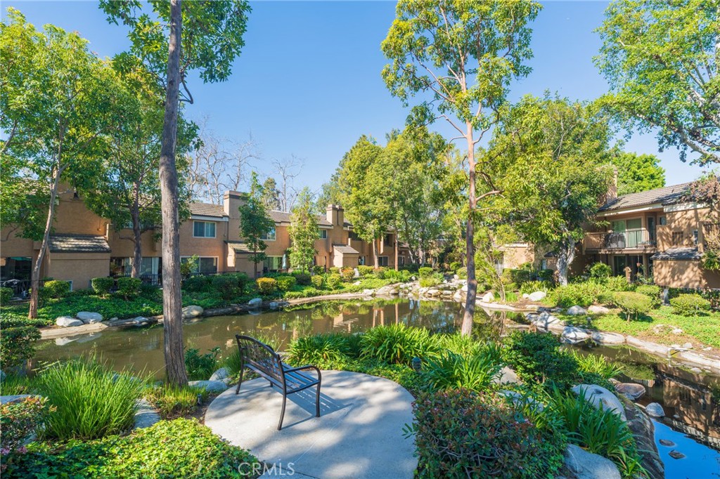 7911 Woodlake Drive 77