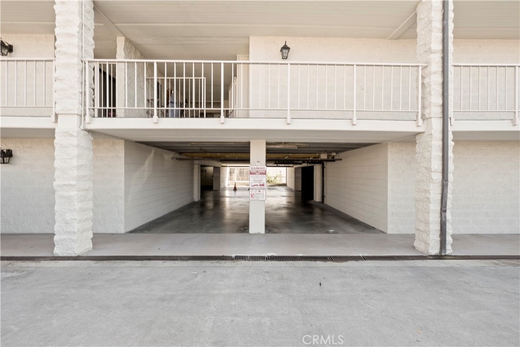 405 Avenida Granada 212