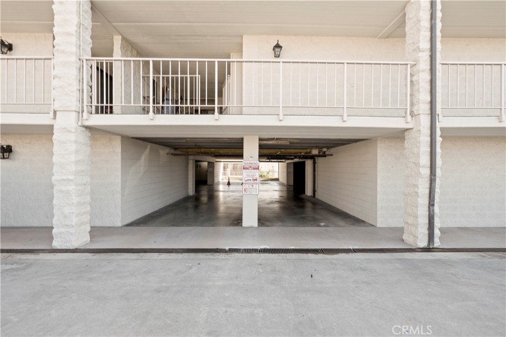 405 Avenida Granada 212