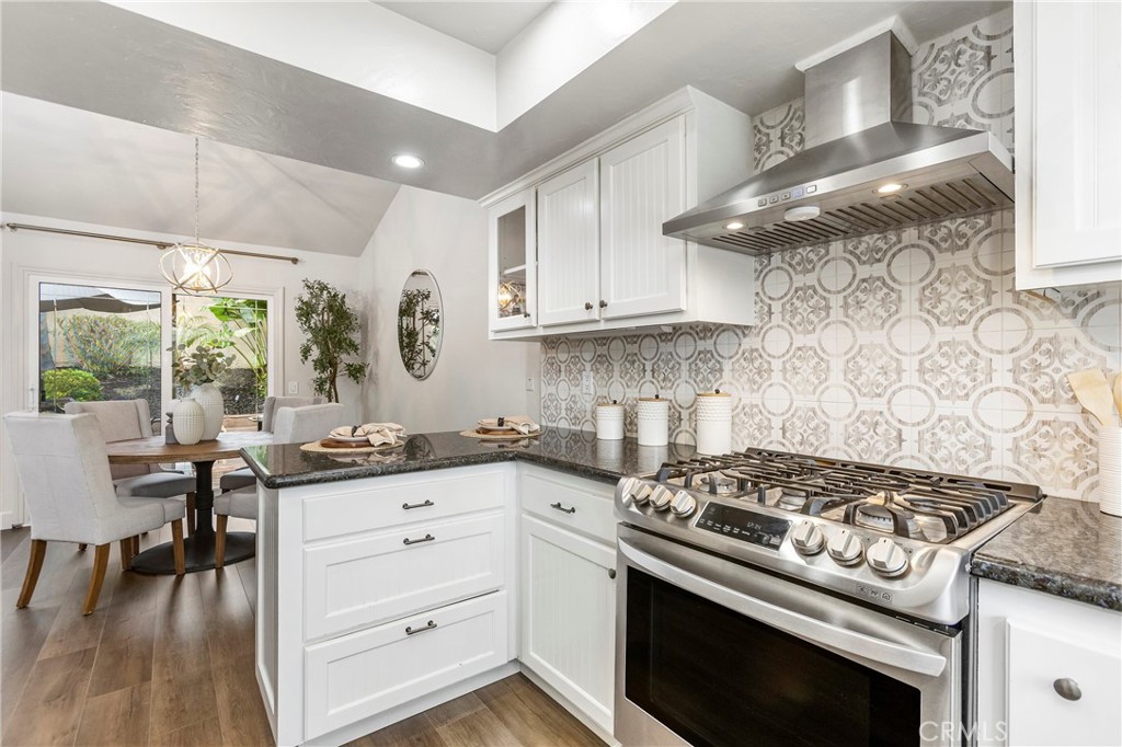 28092 Pinnacles Court