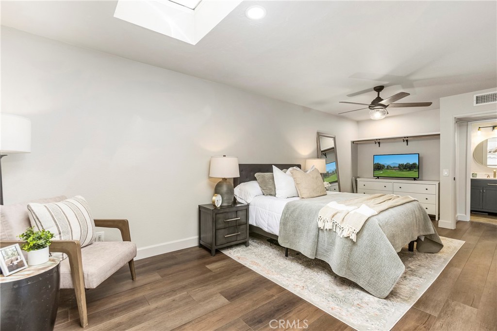 28092 Pinnacles Court