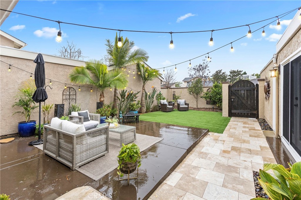 28092 Pinnacles Court