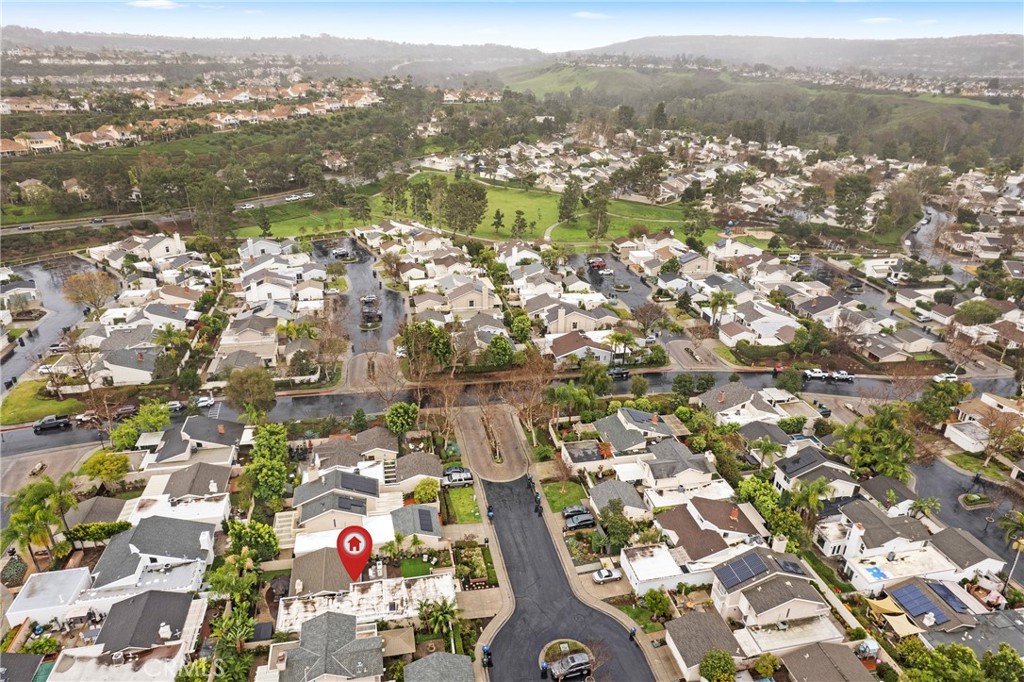 28092 Pinnacles Court