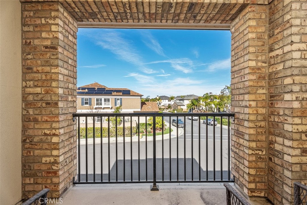 4692 Oceanridge Drive