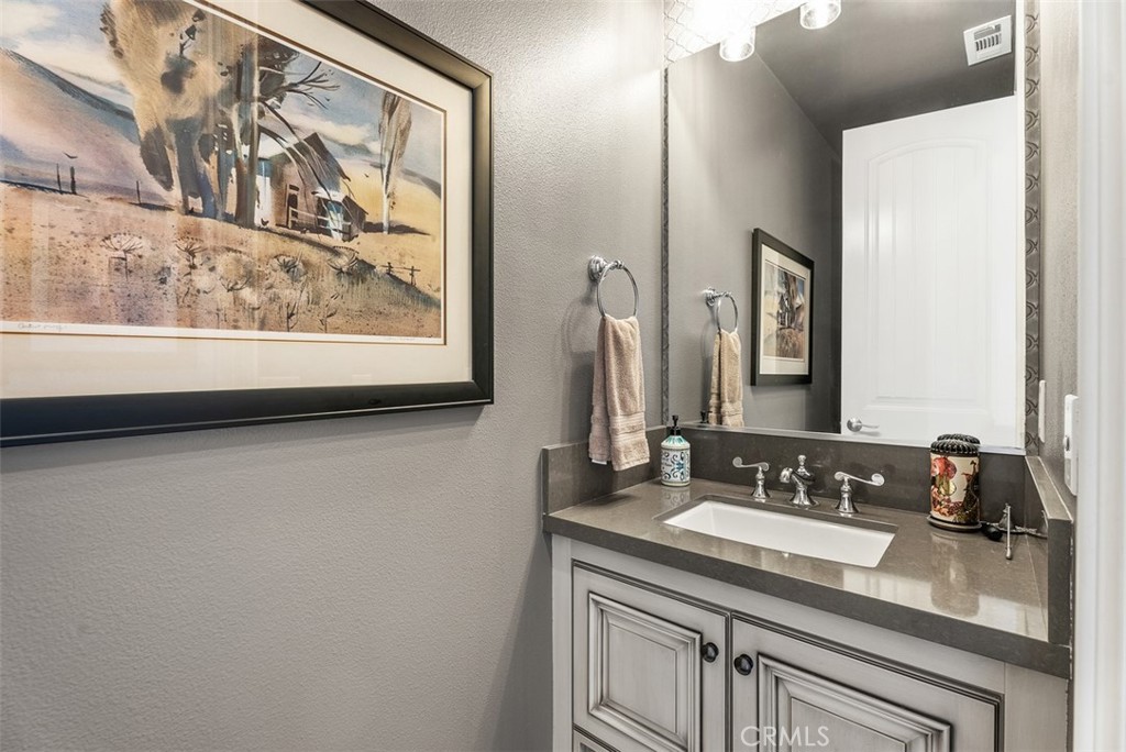 4692 Oceanridge Drive