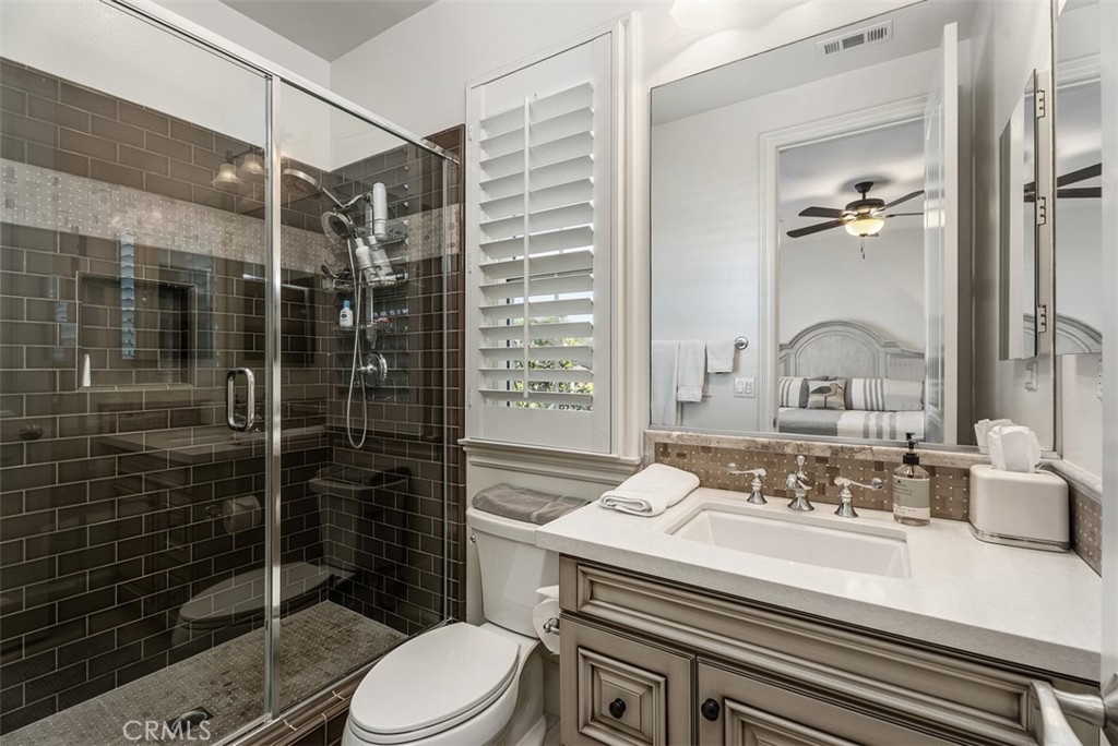 4692 Oceanridge Drive