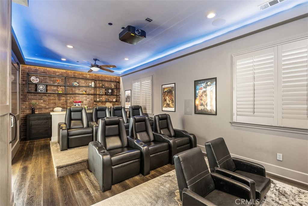 4692 Oceanridge Drive