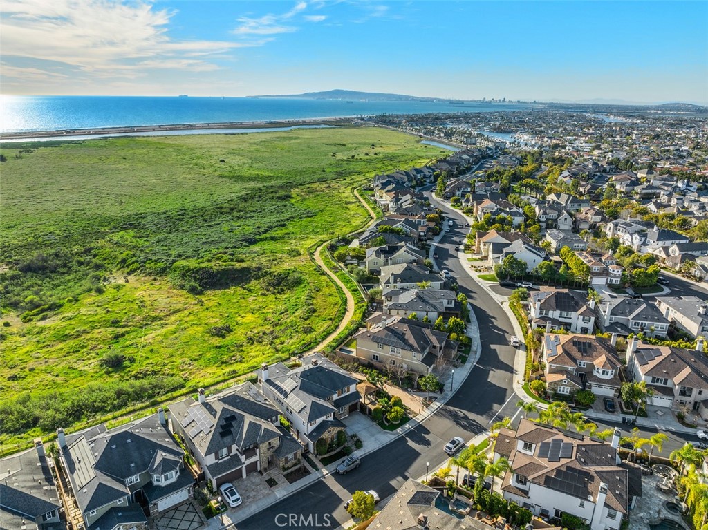 4692 Oceanridge Drive