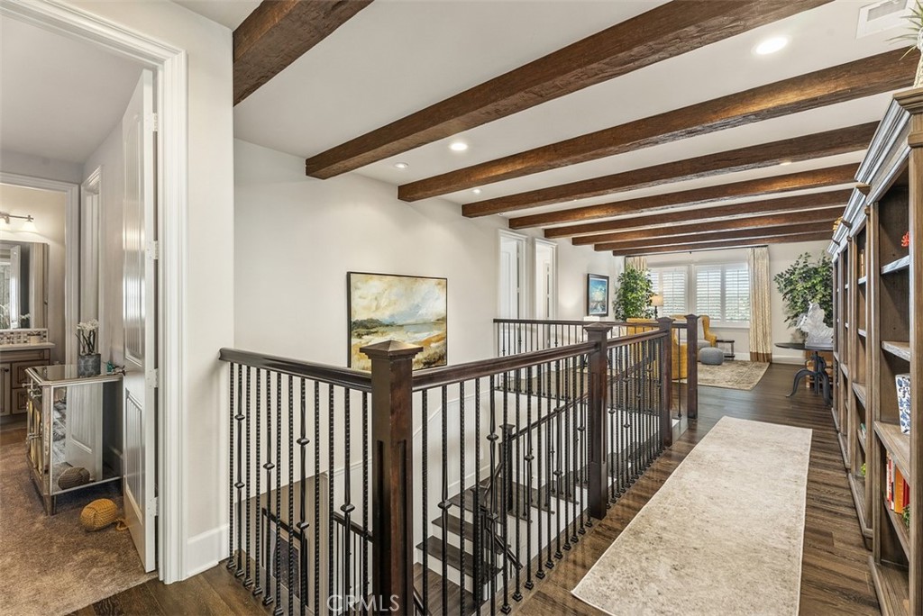 4692 Oceanridge Drive