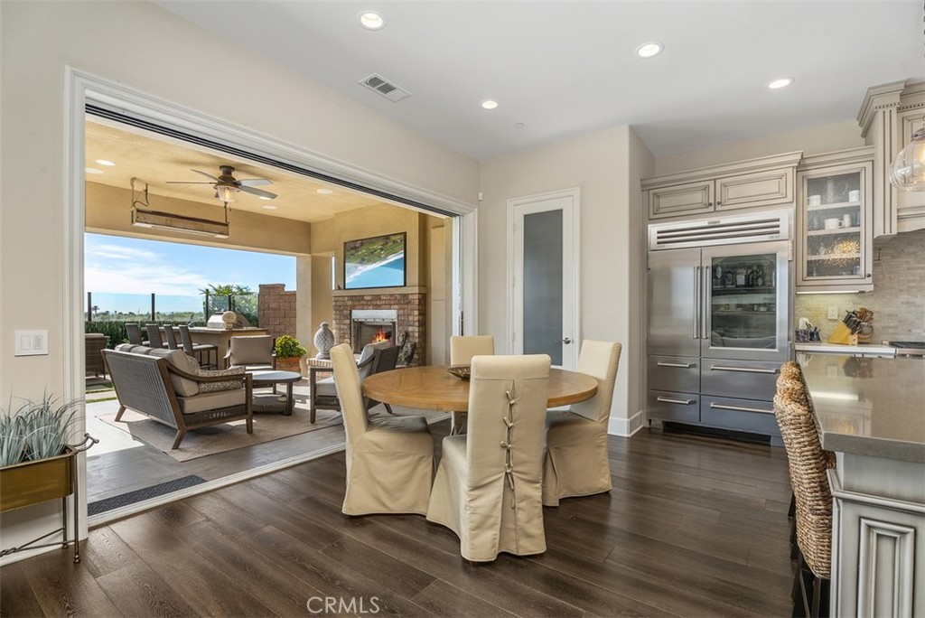 4692 Oceanridge Drive