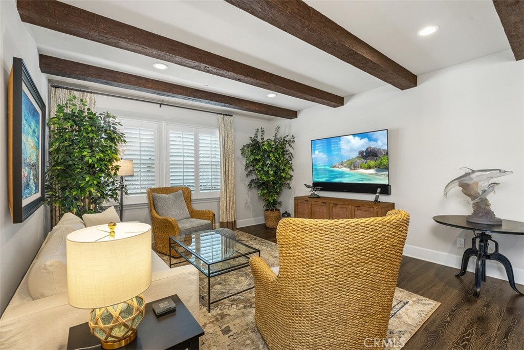 4692 Oceanridge Drive